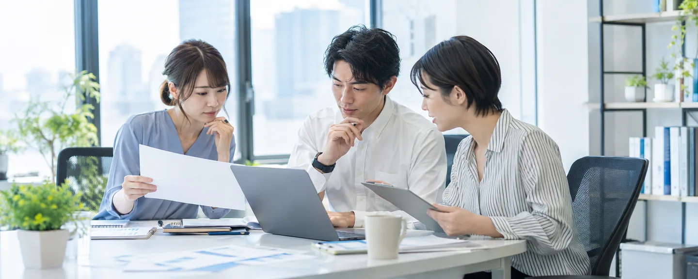 販促ルールを社内と委託先で共有する