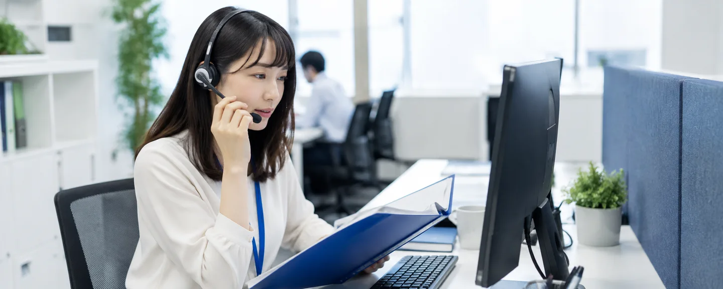 購入者にはレビューに触れず解決策を示す